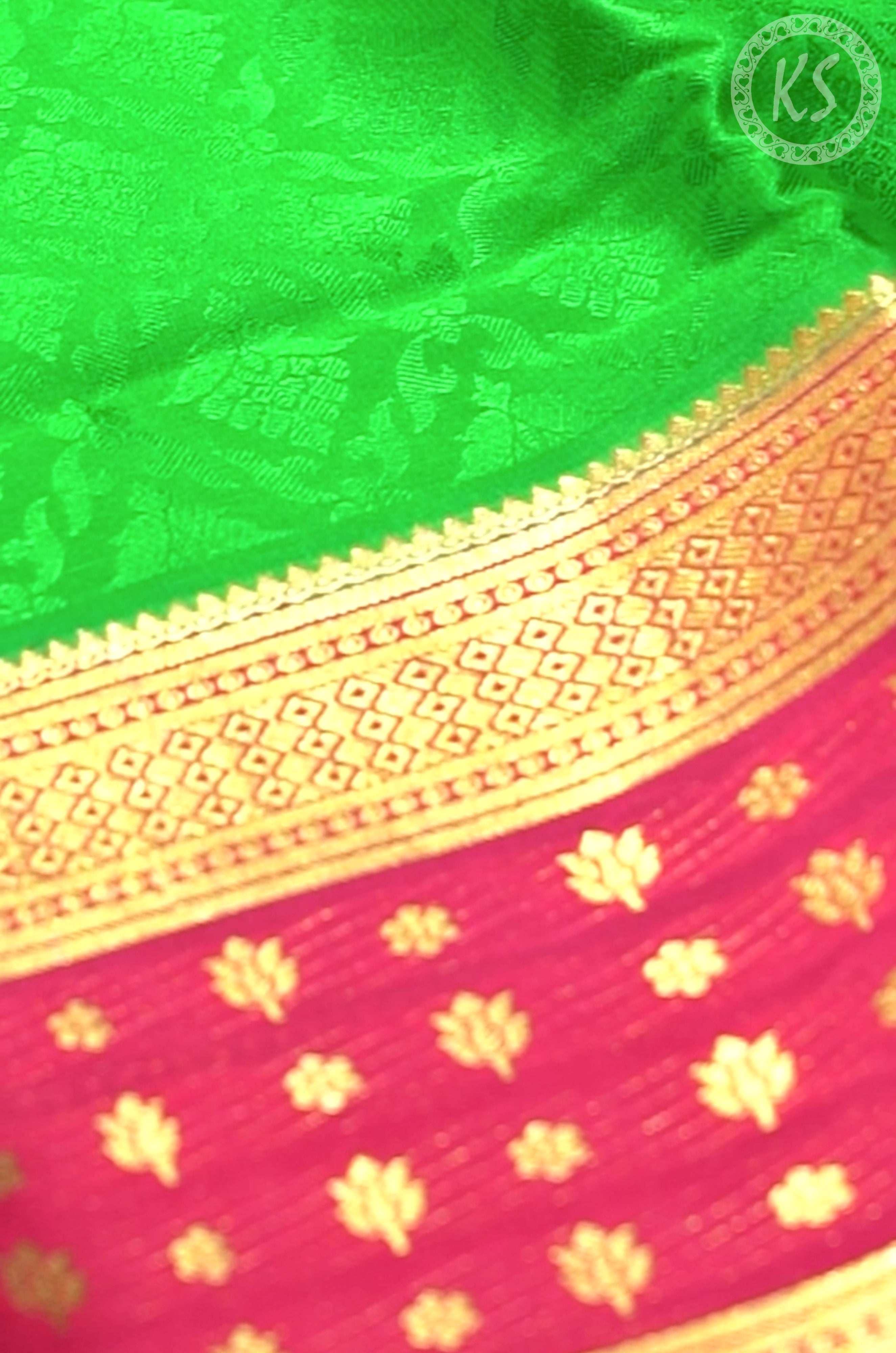 Kelly Green Mysore Silk Saree with Embossed