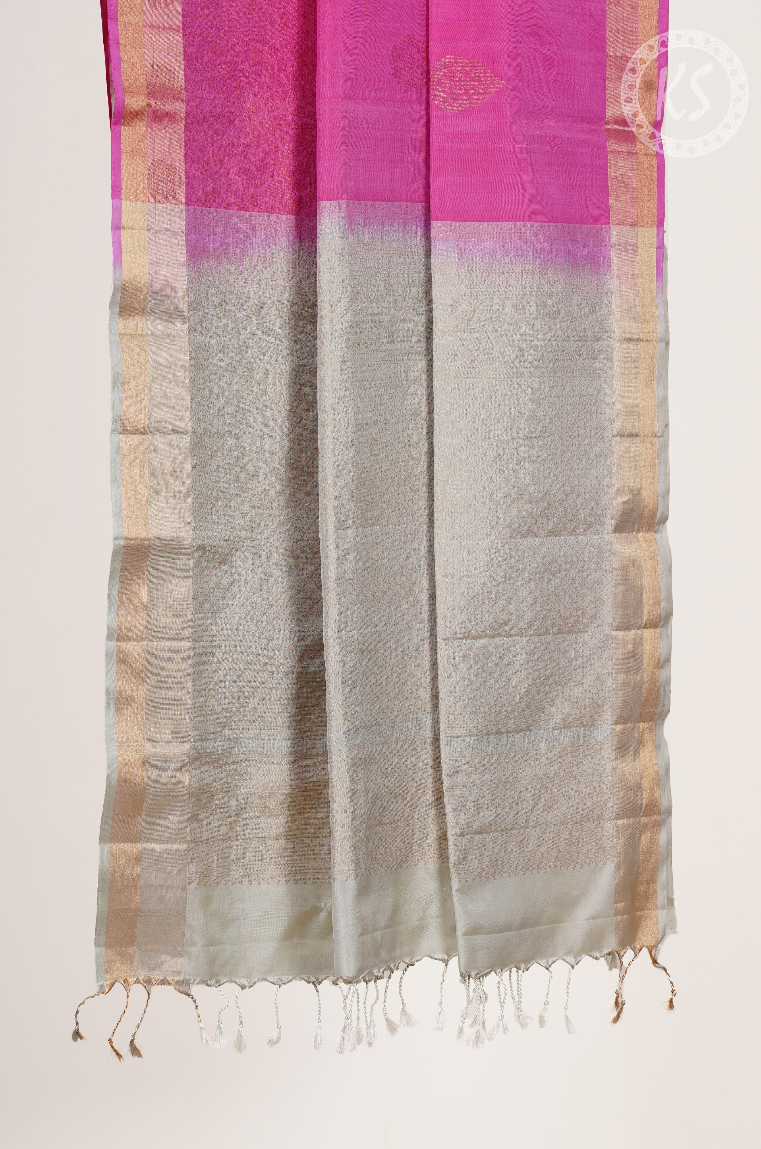 Pink Soft Silk Saree with Floral Butta
