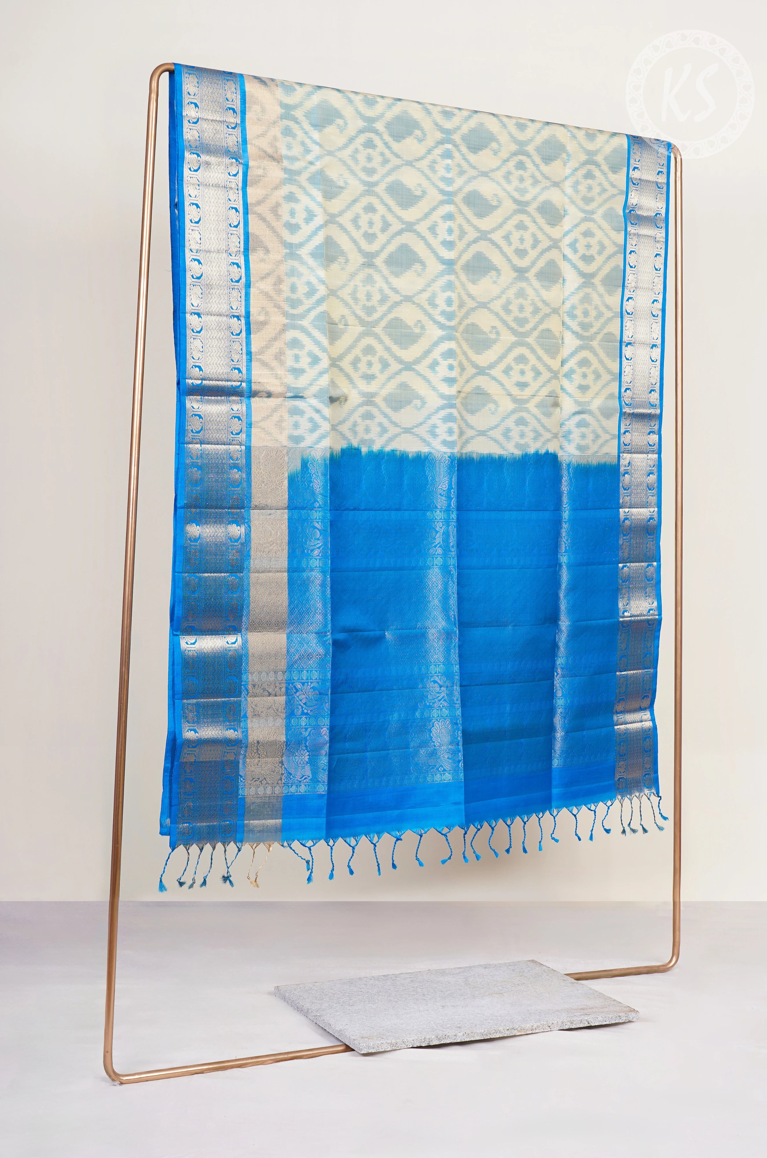 Cream & Blue Ikkat Pochampally Print Soft Silk Saree