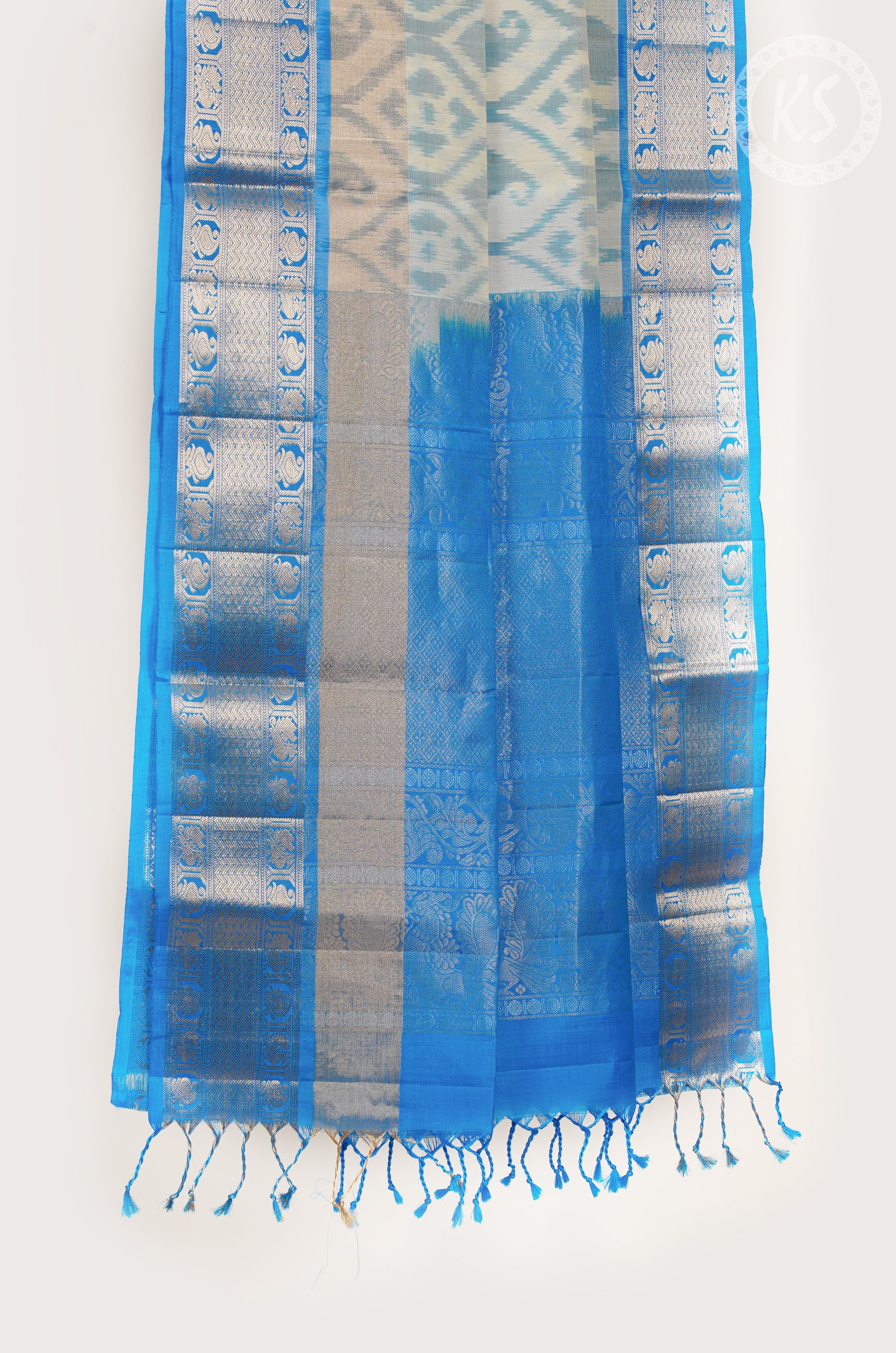 Cream Ikkat Pochampally Print Soft Silk Saree