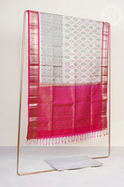 Cream Ikkat Pochampally Soft silk Saree